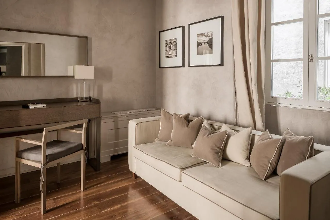 Ricasoli Firenze Luxury Apartments | Una Esperienze فلورنس