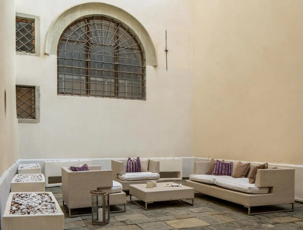 Ricasoli Firenze Luxury Apartments | Una Esperienze شقة فندقية فلورنس