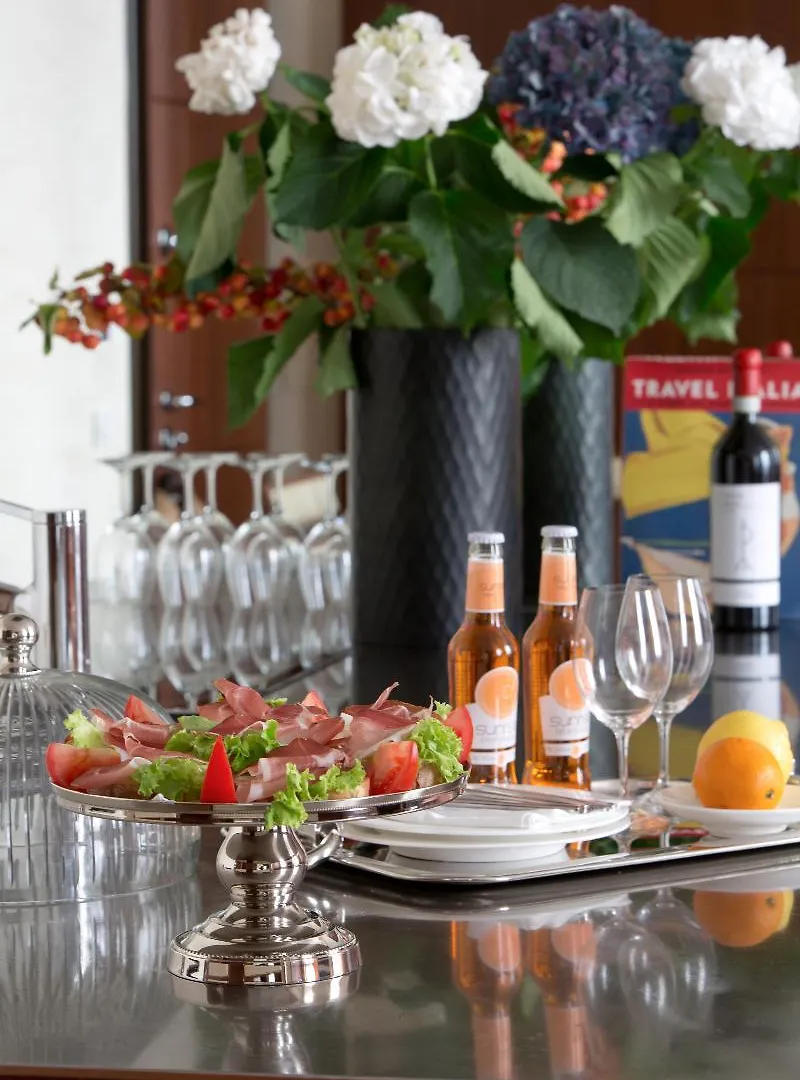 Ricasoli Firenze Luxury Apartments | Una Esperienze 5*, فلورنس إيطاليا